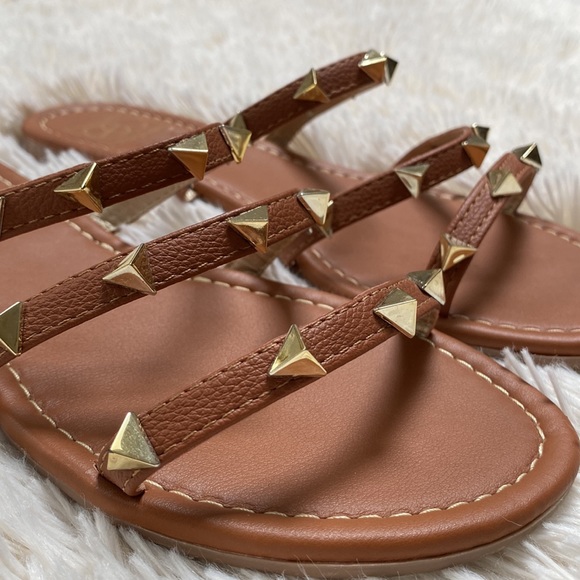 ๐HP๐ Everglades Studded Strap Sandals ๐ Cognac & Gold - Picture 5 of 10